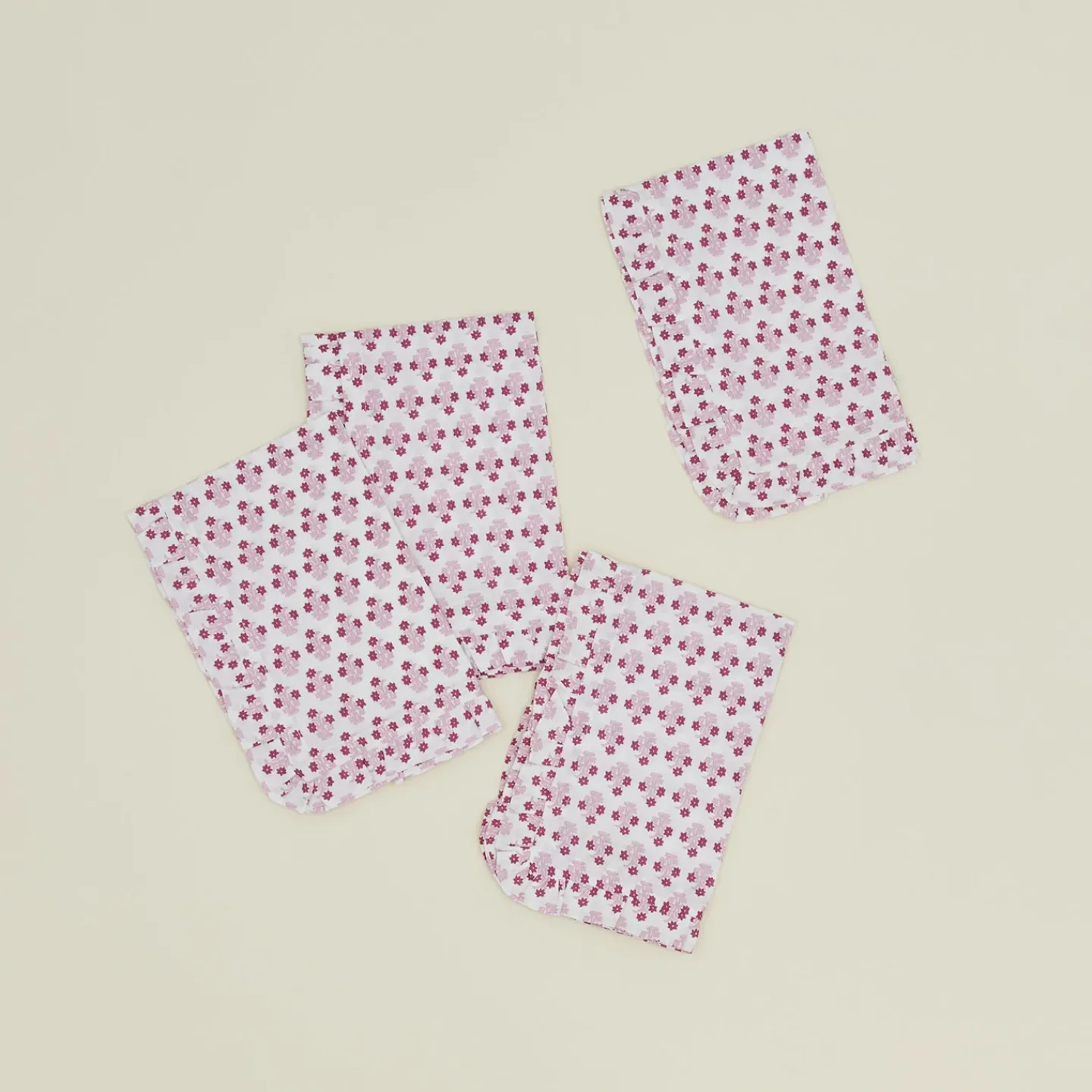 Trudie Table Linens^Abigail Ruffled Dinner Napkin, Set of 4