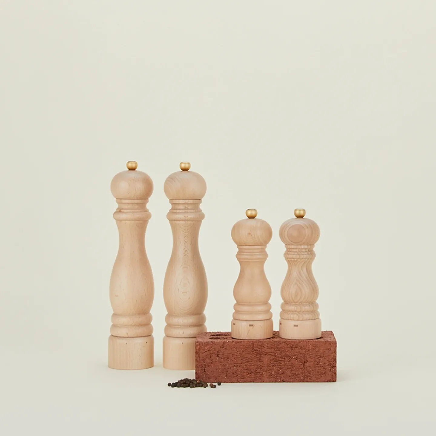 Peugeot Kitchen Accessories^Classic Salt & Pepper Mill - Beech