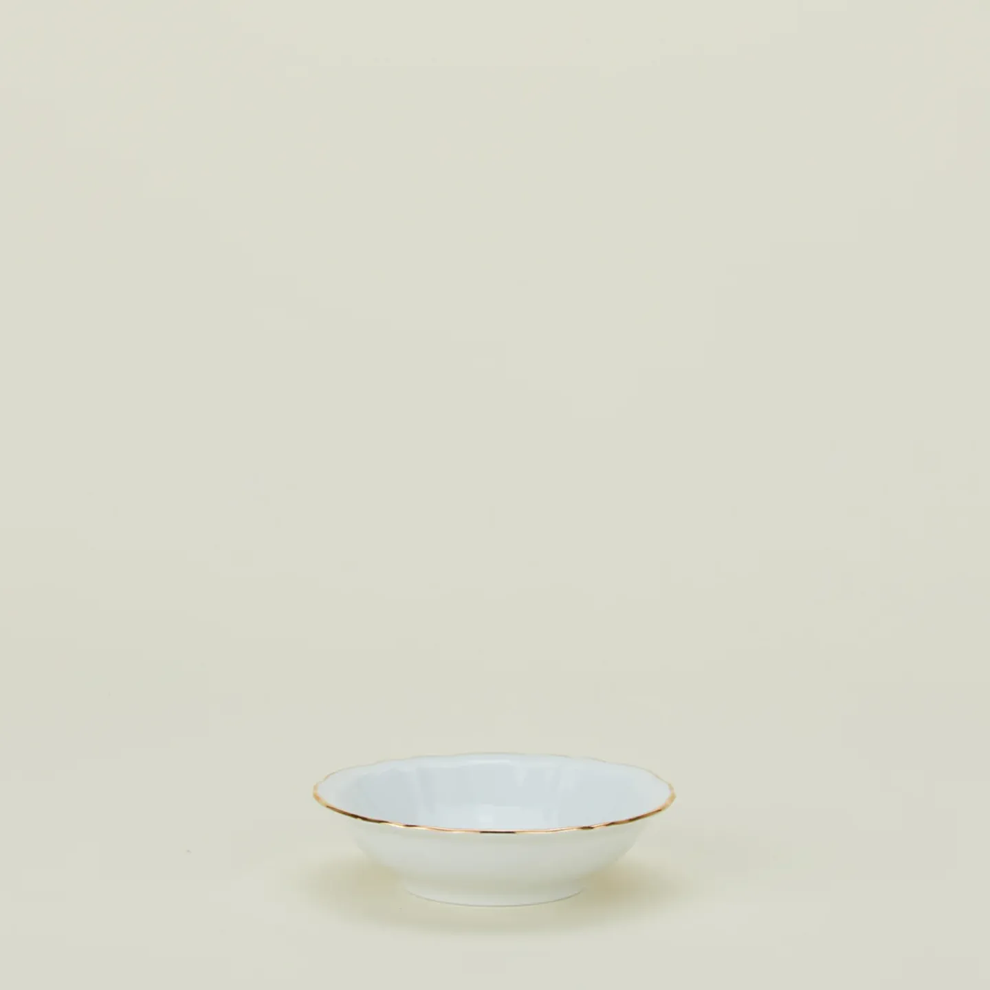 Ginori Dinnerware^Corona Fruit Bowl - Oro Brillante