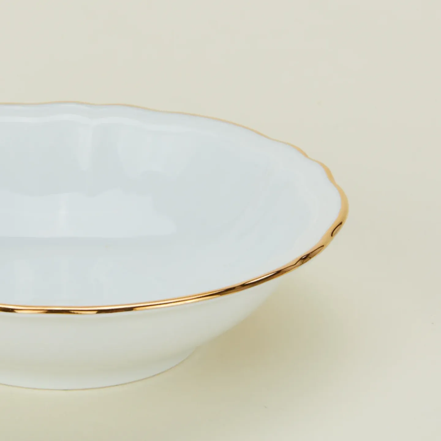 Ginori Dinnerware^Corona Fruit Bowl - Oro Brillante