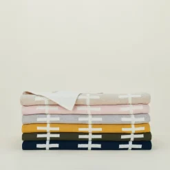 Hawkins New York Throws^Cross Knit Throw