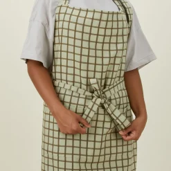 Hawkins New York Kitchen Textiles^Essential Apron and Towel Bundle