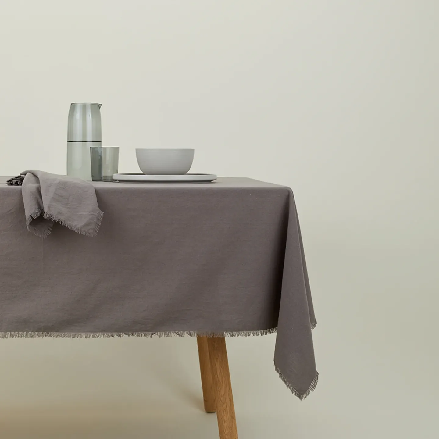 Hawkins New York Table Linens^Essential Cotton Tablecloth