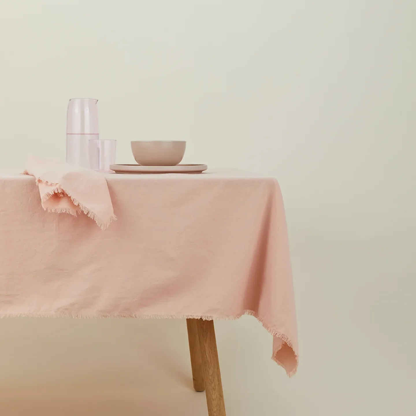 Hawkins New York Table Linens^Essential Cotton Tablecloth