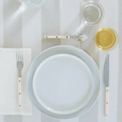 Hawkins New York Table Linens^Essential Dinner Napkins, Set of 4