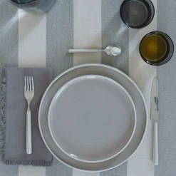 Hawkins New York Table Linens^Essential Dinner Napkins, Set of 4