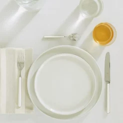 Hawkins New York Dinnerware^Essential Dinnerware, 16 Piece Set