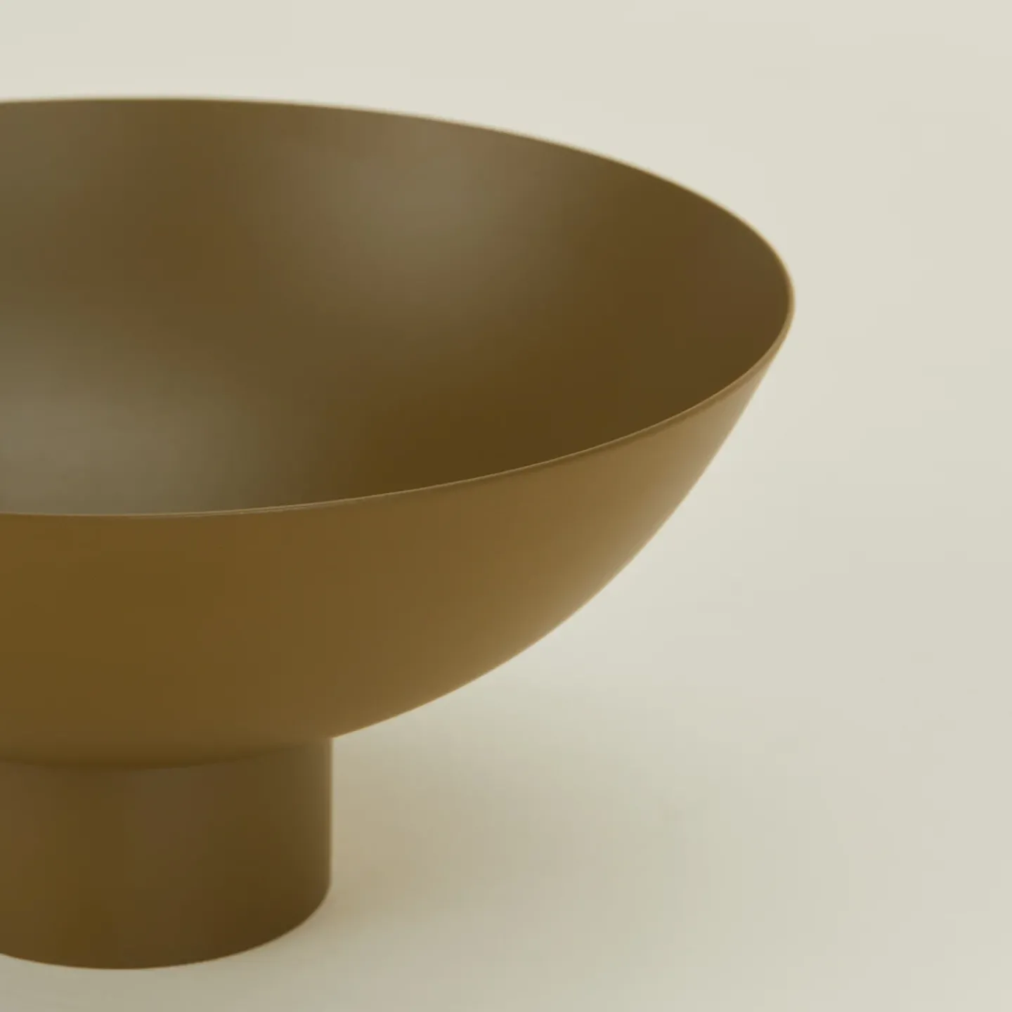 Hawkins New York Kitchen Accessories|Vases & Bowls^Essential Footed Bowl