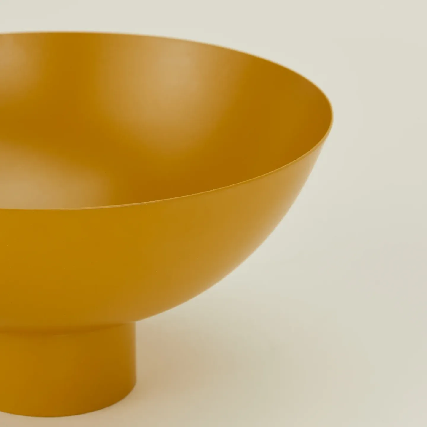 Hawkins New York Kitchen Accessories|Vases & Bowls^Essential Footed Bowl