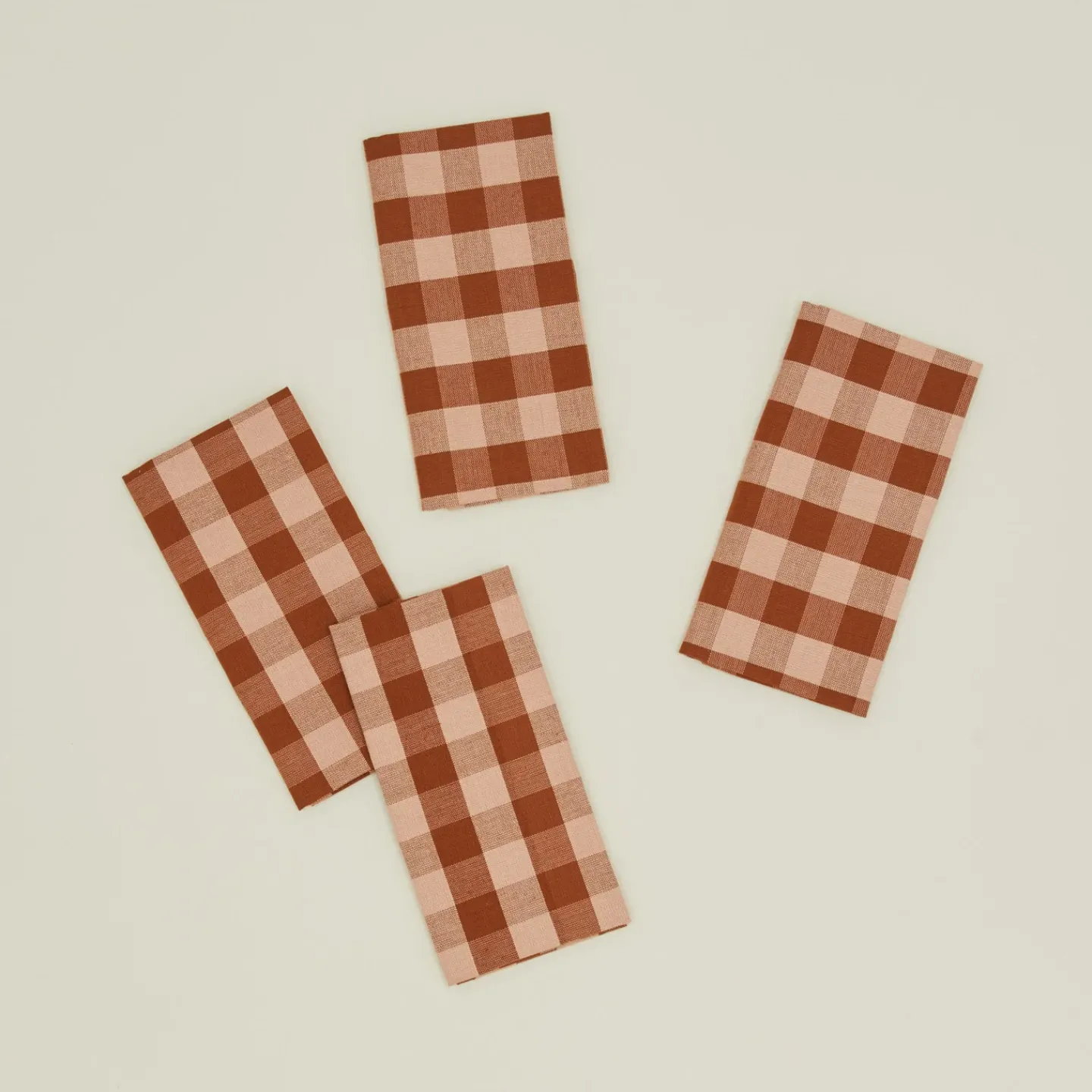 Hawkins New York Table Linens^Essential Gingham Dinner Napkin, Set of 4