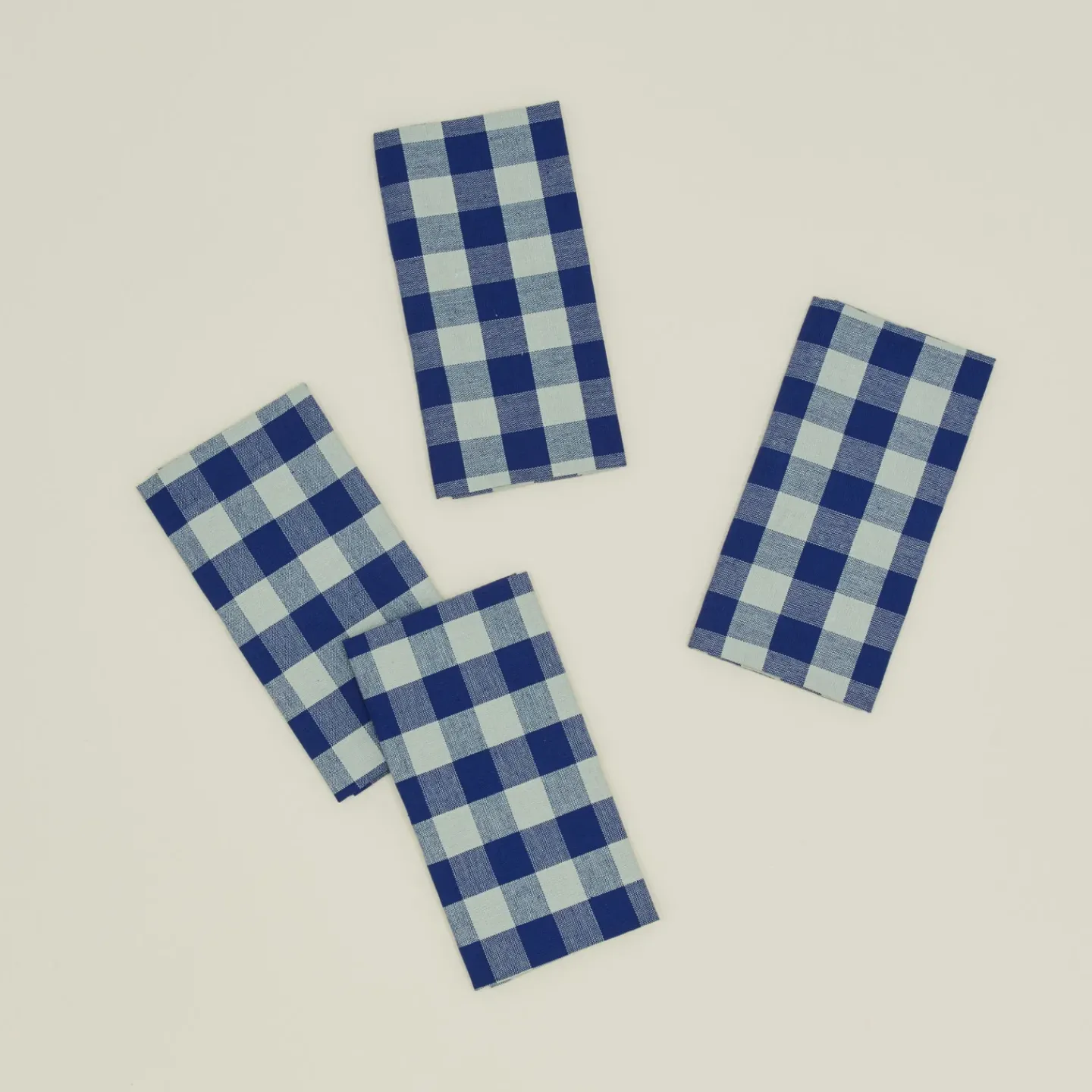 Hawkins New York Table Linens^Essential Gingham Dinner Napkin, Set of 4