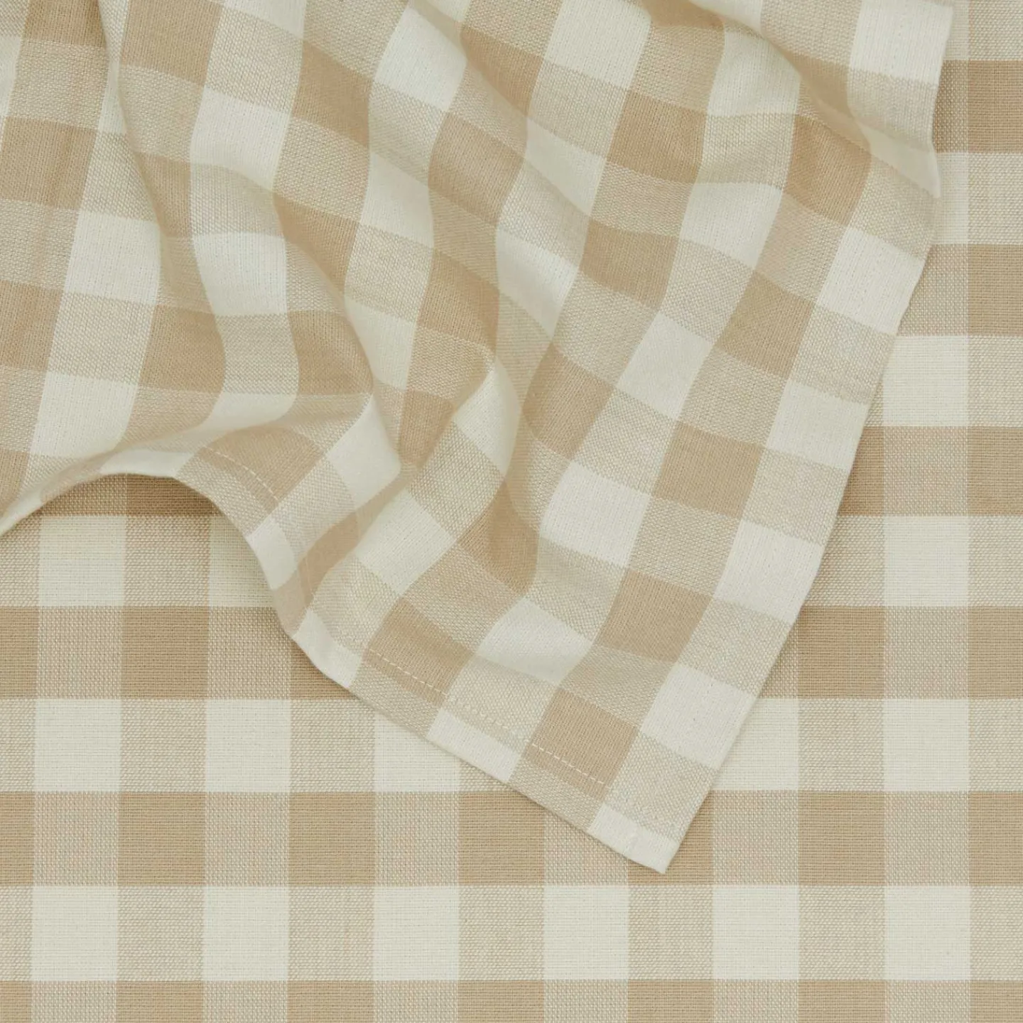 Hawkins New York Table Linens^Essential Gingham Tablecloth