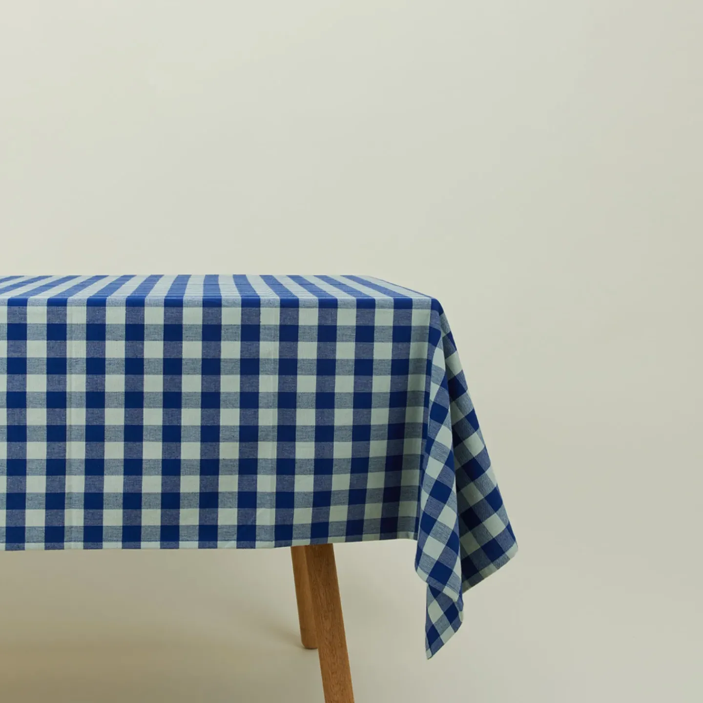 Hawkins New York Table Linens^Essential Gingham Tablecloth