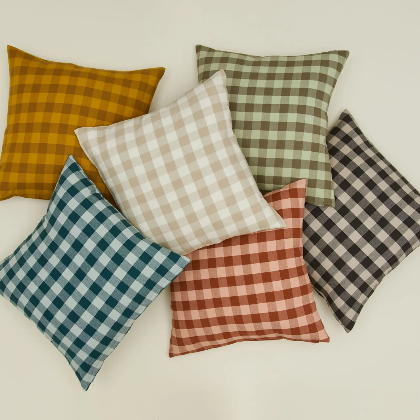Hawkins New York Pillows^Essential Gingham 18x18 Pillow