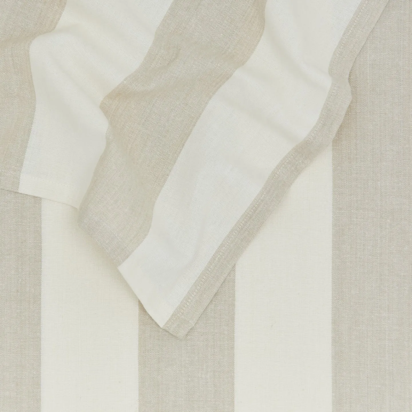 Hawkins New York Table Linens^Essential Striped Tablecloth