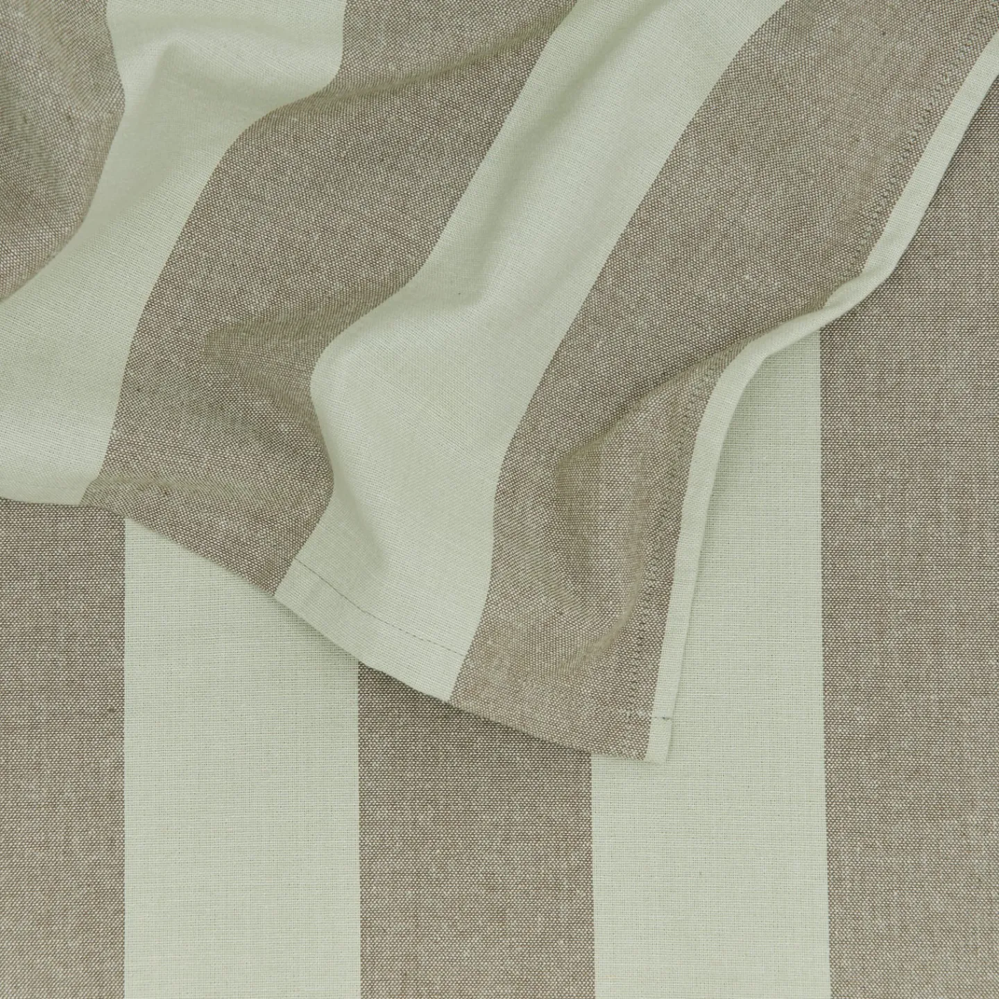 Hawkins New York Table Linens^Essential Striped Tablecloth