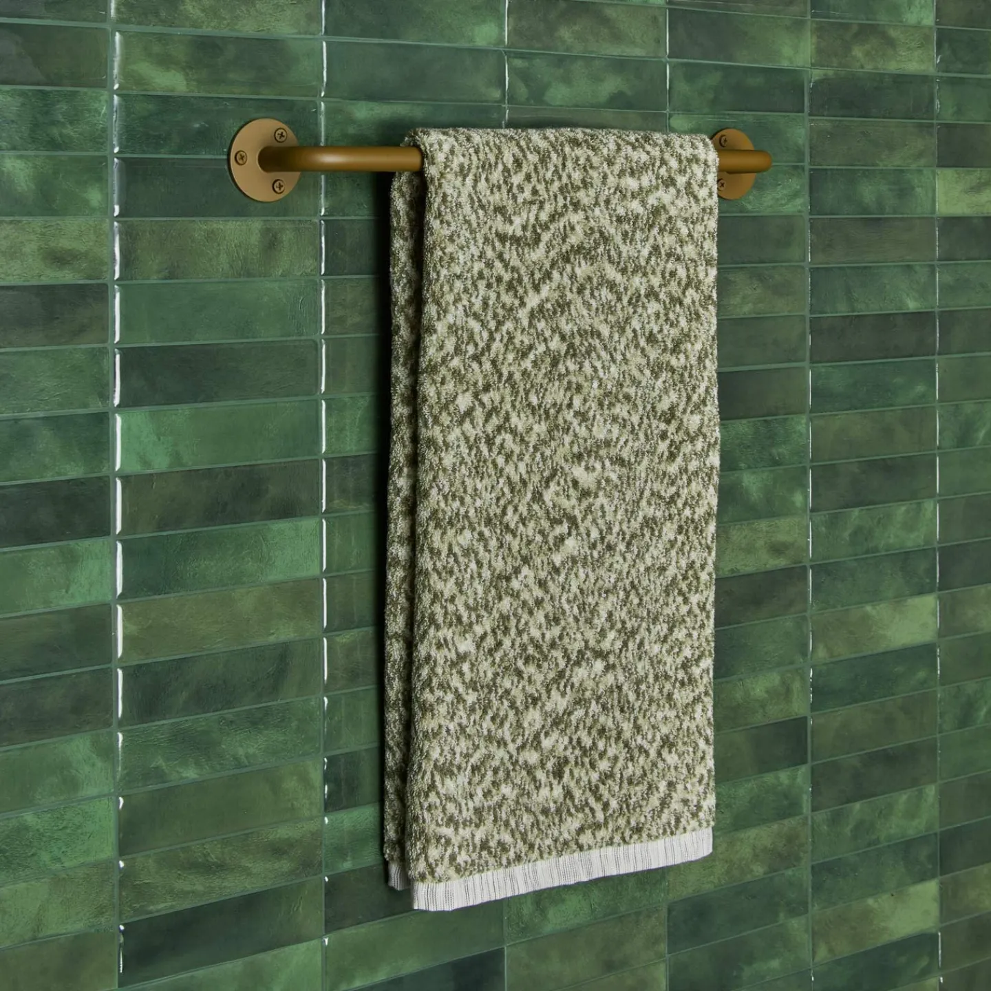 Hawkins New York Bath Hardware|Kitchen Textiles^Essential Towel Bar