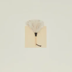 Earth and Nest Kitchen Cleaning^Feather Duster