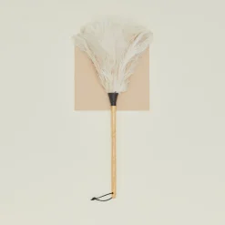 Earth and Nest Kitchen Cleaning^Feather Duster