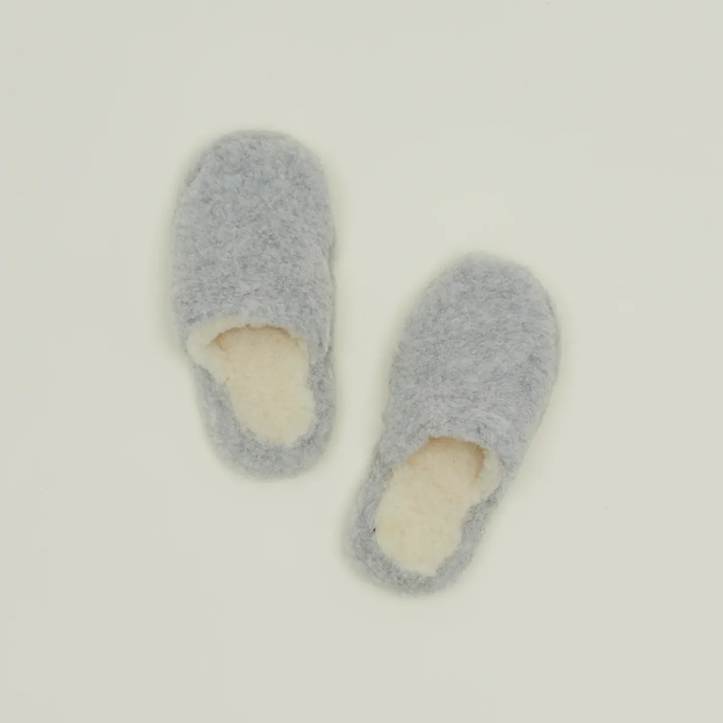 Yoko Wool Loungewear^Fuzzy Wool Slippers
