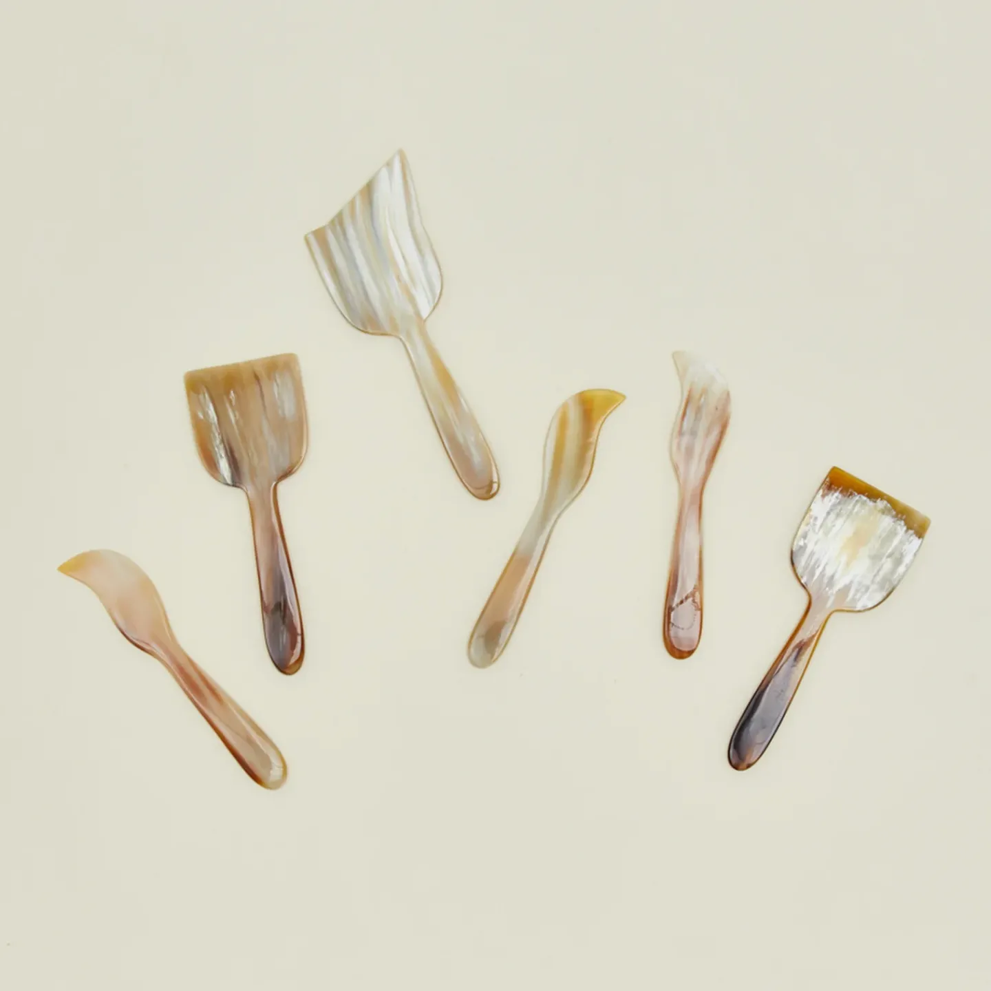 MAADILI COLLECTIVE Flatware^Horn Cheese Knife Set