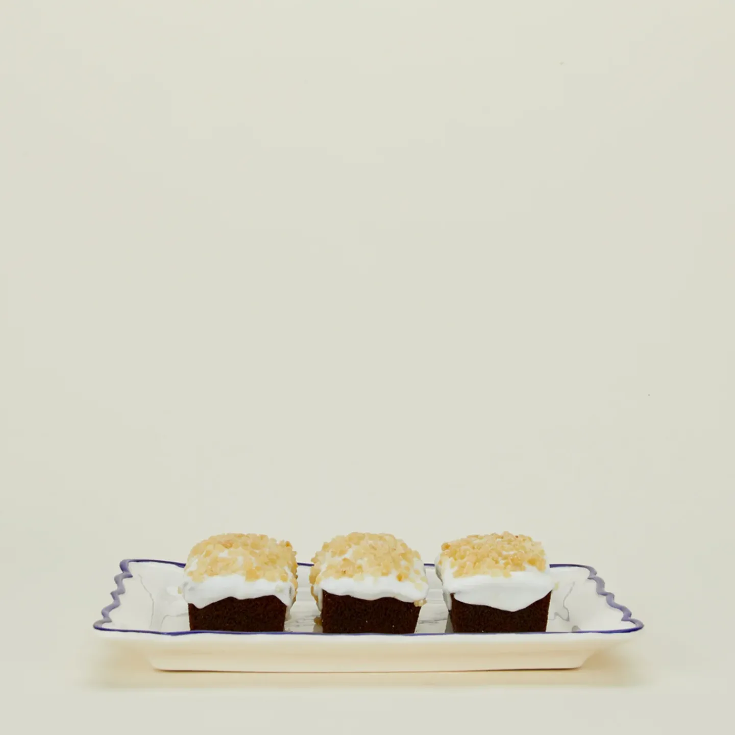 Maison Madison Home Serveware^Ogee Edge Rectangular Platter