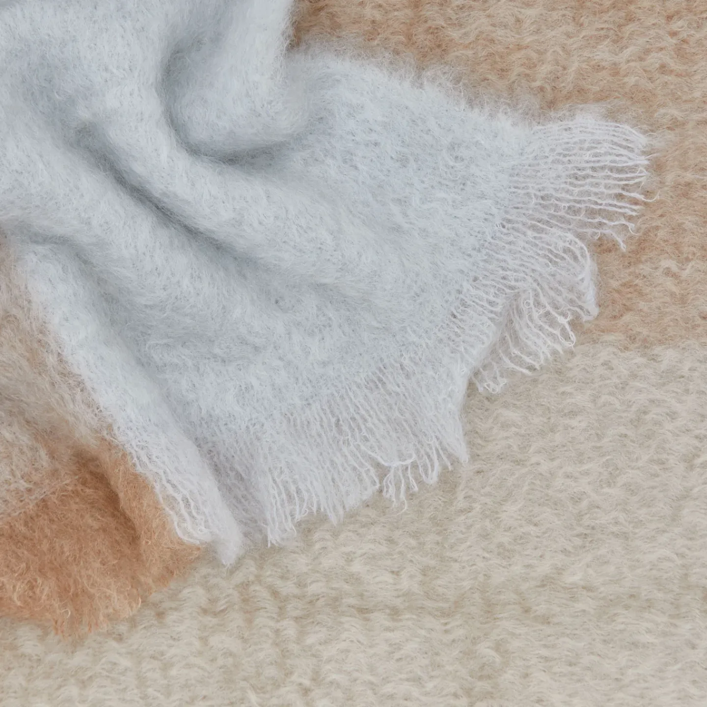 Mantas Ezcaray Throws^Plaid Mohair Throw