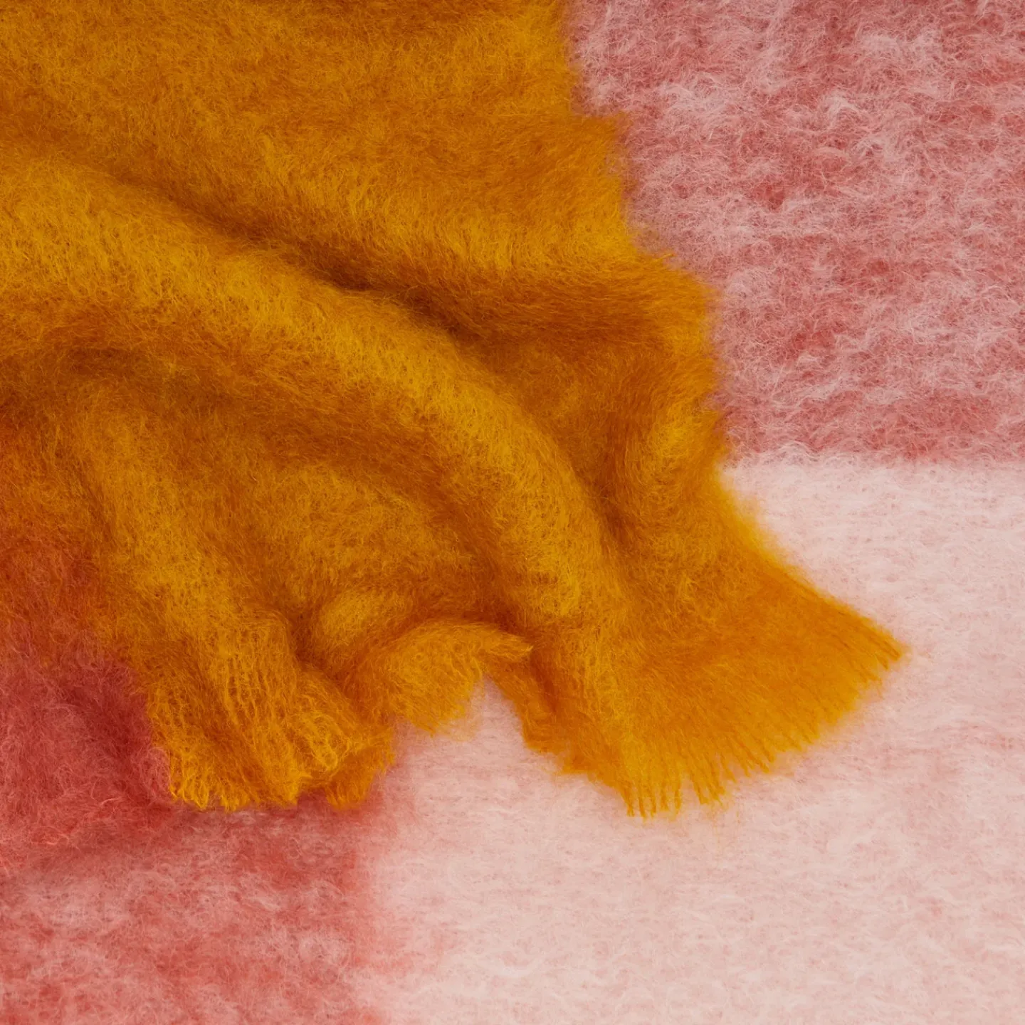 Mantas Ezcaray Throws^Plaid Mohair Throw