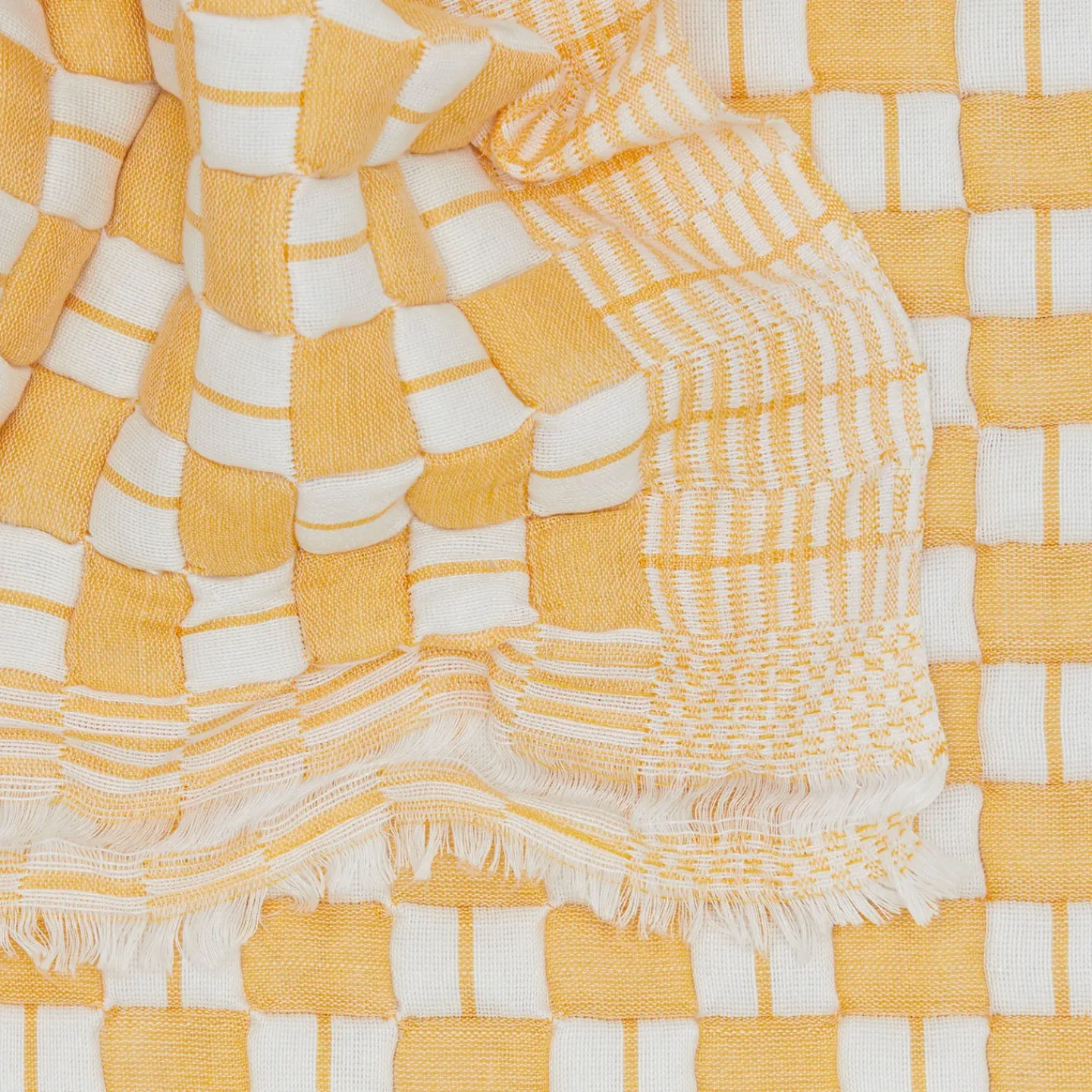 Archive NY Throws^Quilted Checkered Throw