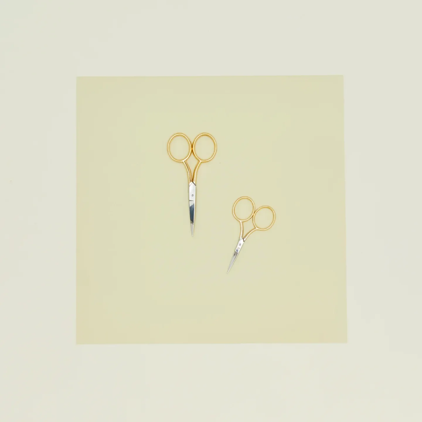 Studio Carta Office & Games^Ribbon Scissors