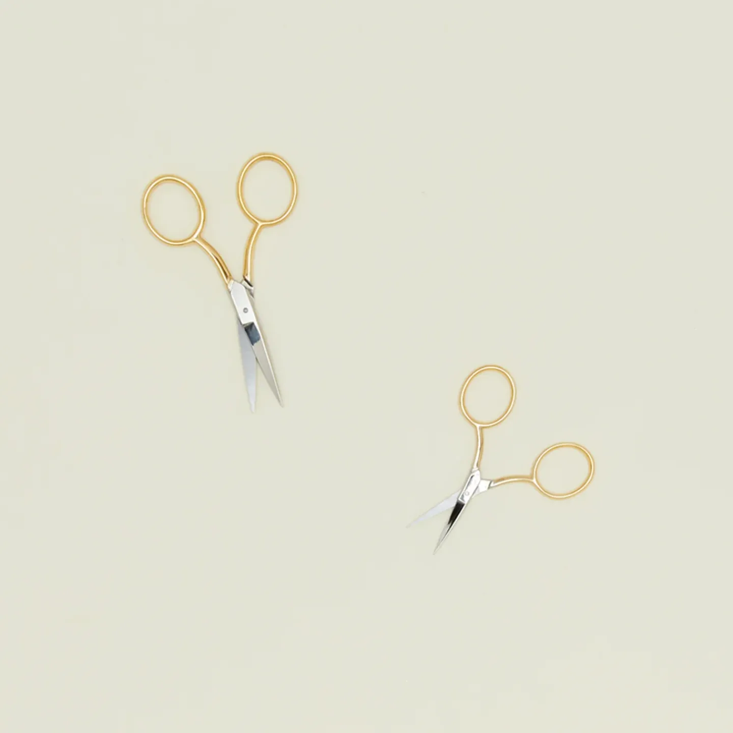 Studio Carta Office & Games^Ribbon Scissors