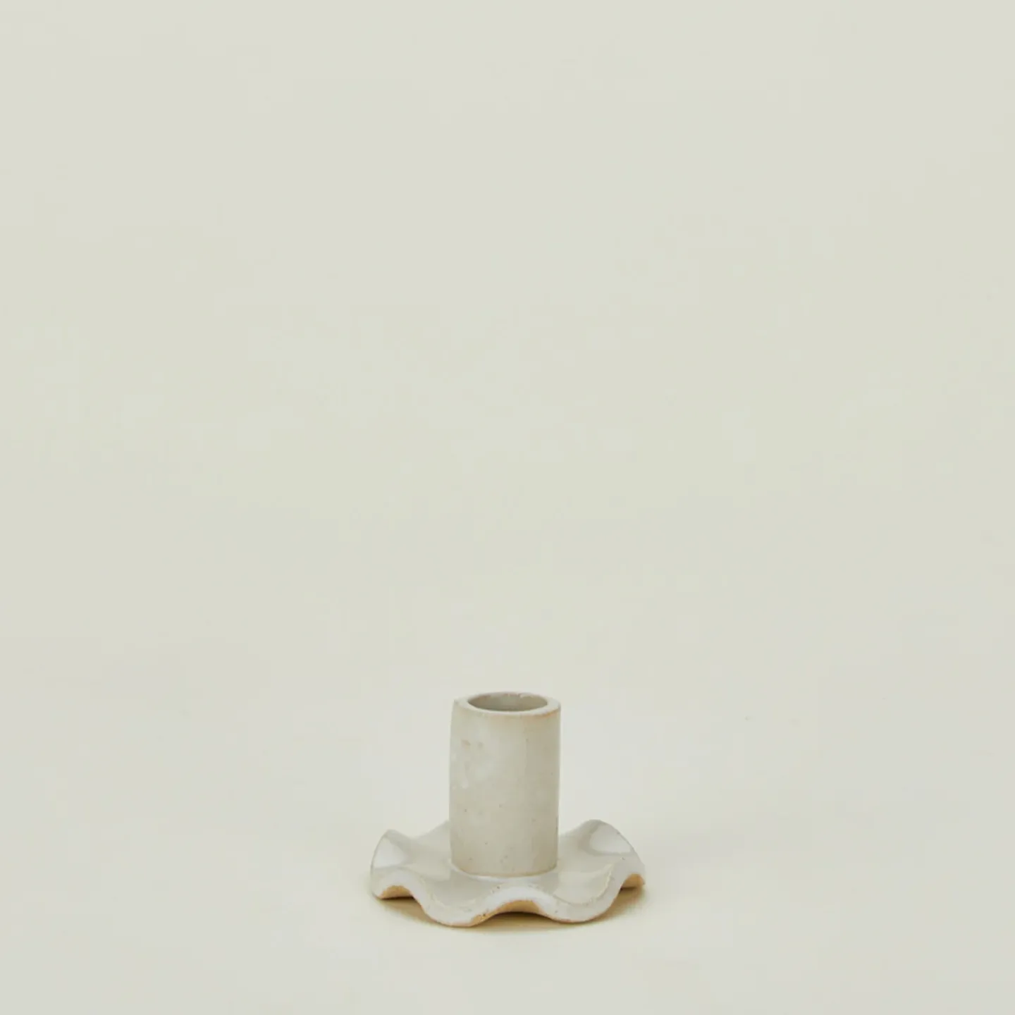 Salto Candles & Tapers^Ruffle Edge Candle Holder