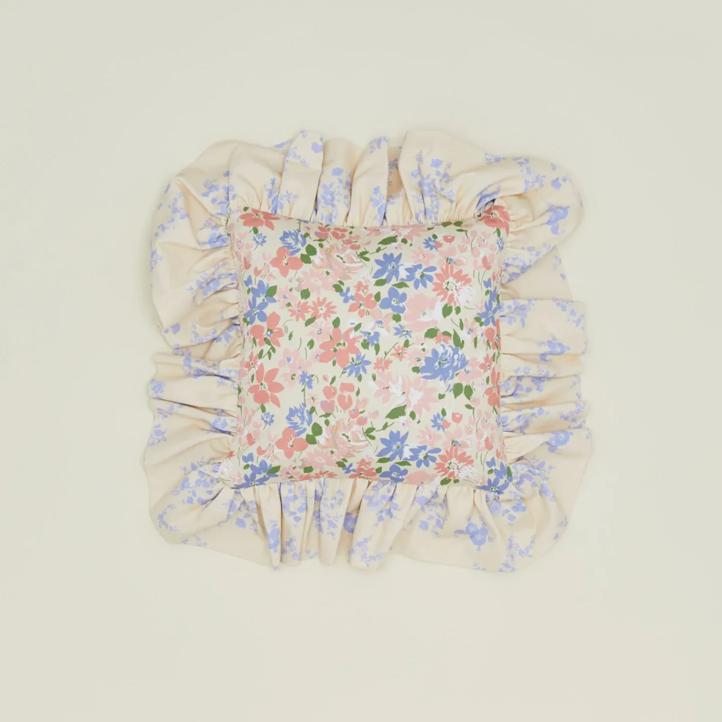 Maison Lisette Pillows^Ruffled Floral Cushion