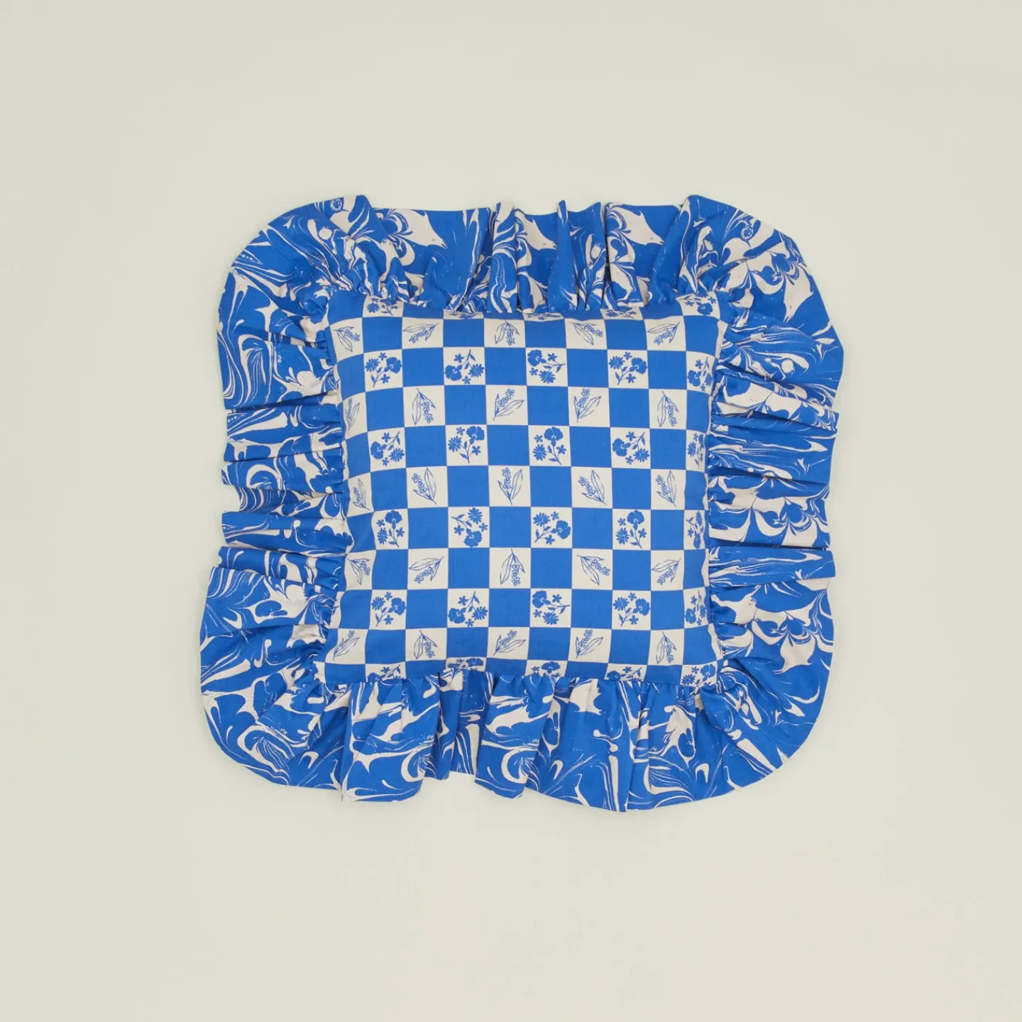 Maison Lisette Pillows^Ruffled Floral Cushion
