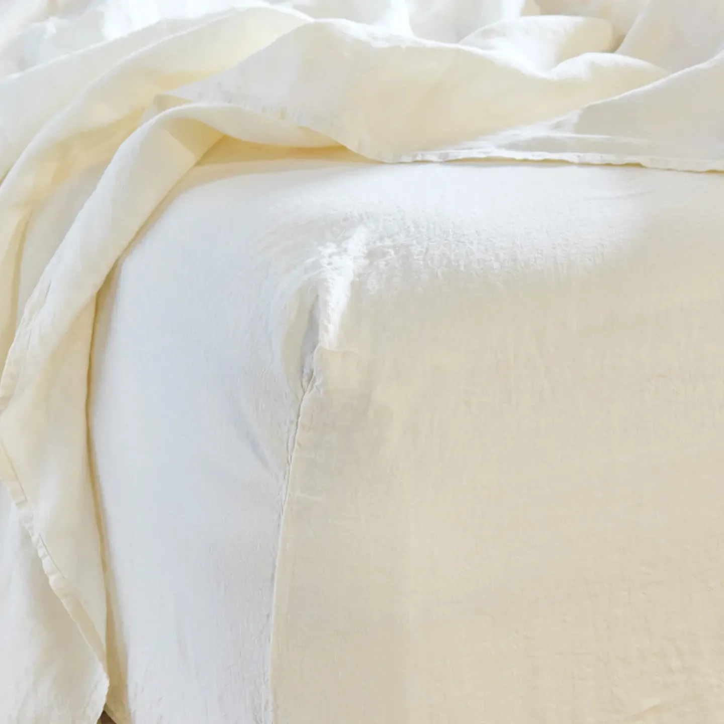Hawkins New York Sheets^Simple Linen Fitted Sheet