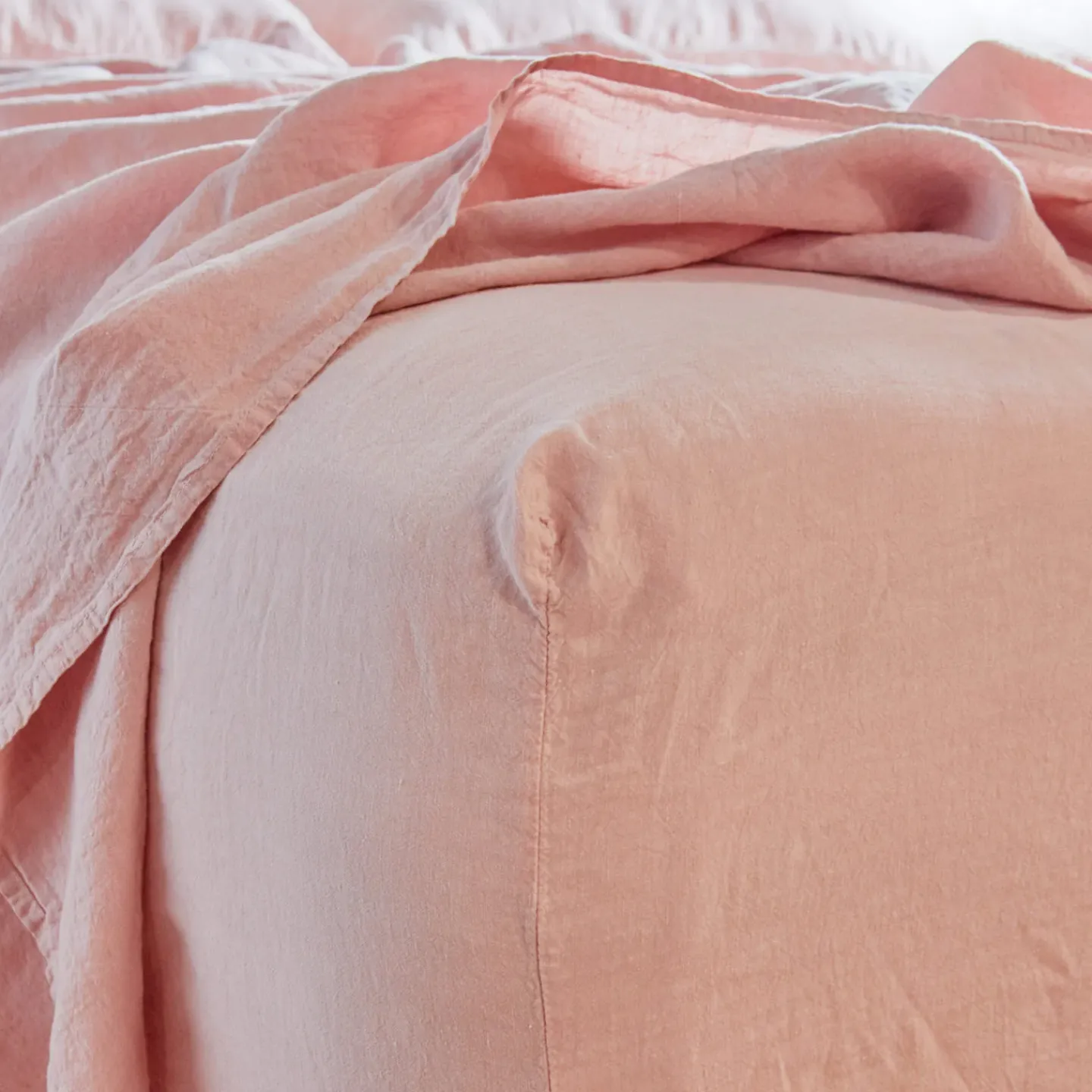 Hawkins New York Sheets^Simple Linen Flat Sheet