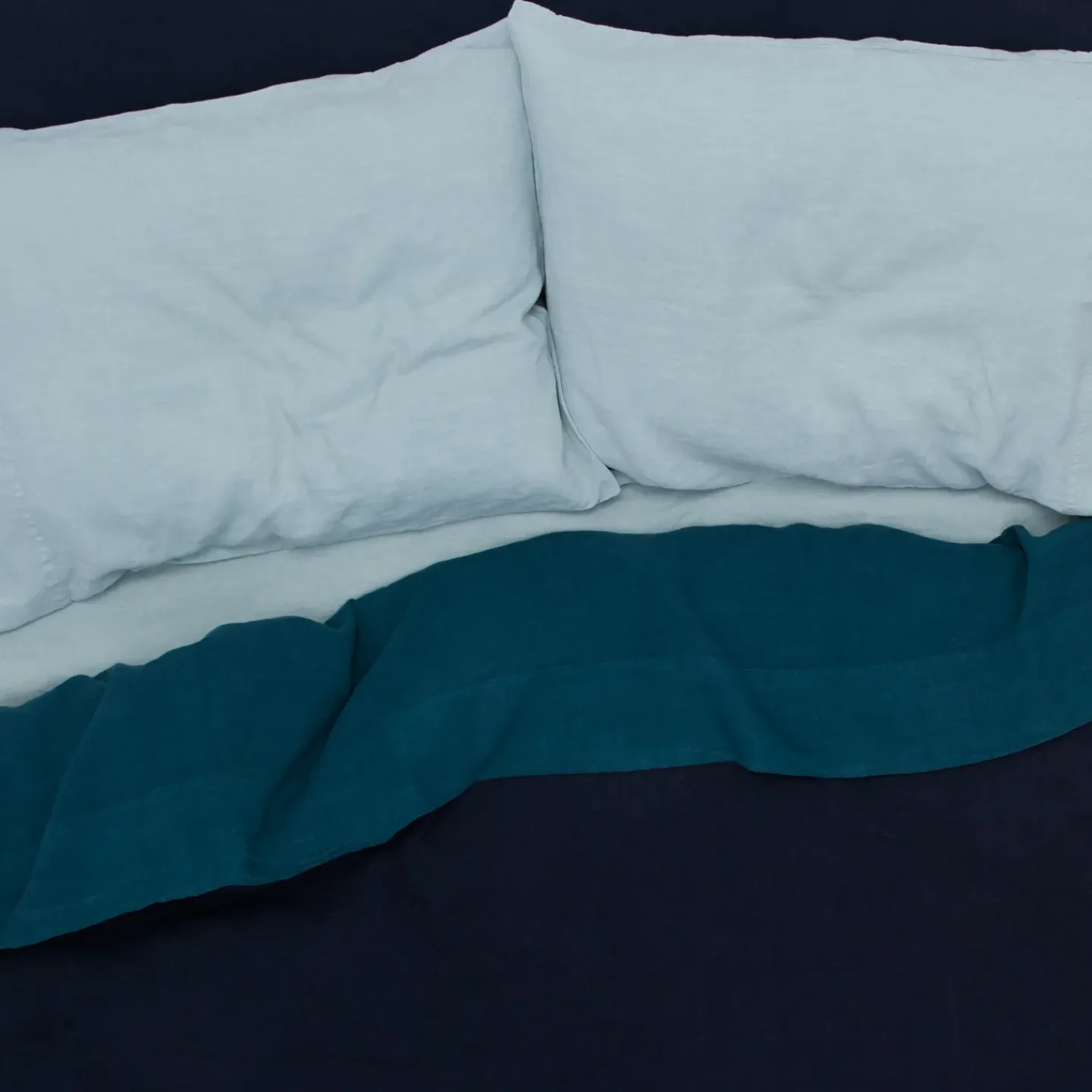 Hawkins New York Sheets^Simple Linen Flat Sheet