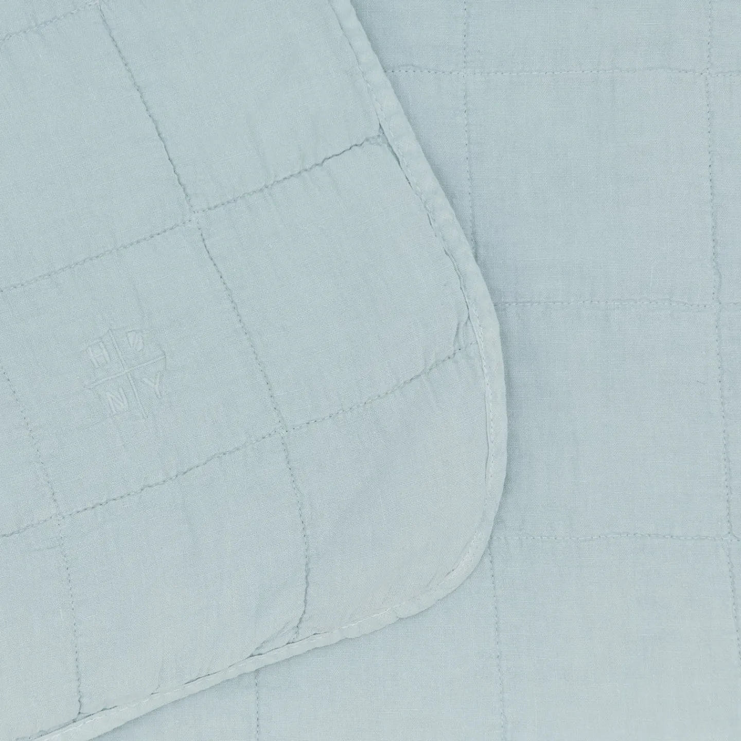 Hawkins New York Blankets & Quilts^Simple Linen Quilt