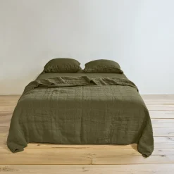 Hawkins New York Blankets & Quilts^Simple Linen Quilt