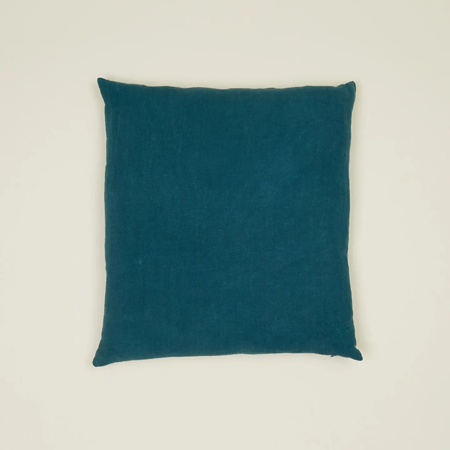 Hawkins New York Pillows^Simple Linen 22x22 Pillow