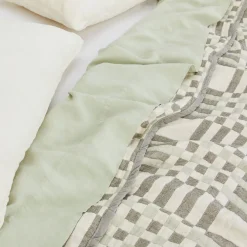 Hawkins New York Blankets & Quilts^Simple Plaid Blanket