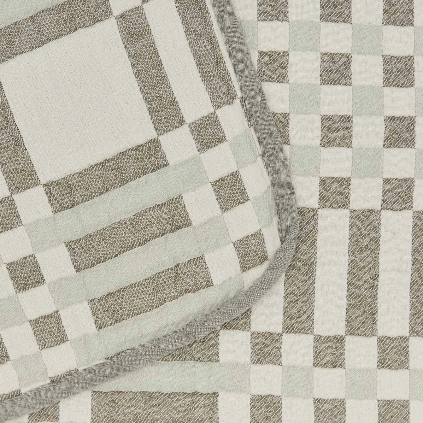 Hawkins New York Blankets & Quilts^Simple Plaid Blanket