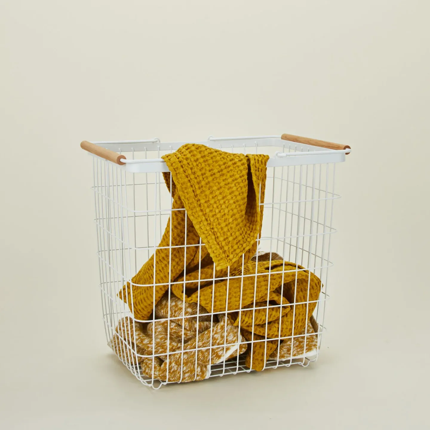 Yamazaki Home Bath Accessories|Baskets & Storage^Steel Laundry Basket